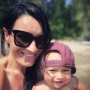 Meet your Posher, Lea